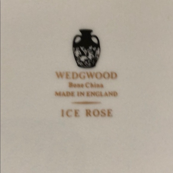 WEDGEWOOD vintage trinket box - Picture 3 of 3